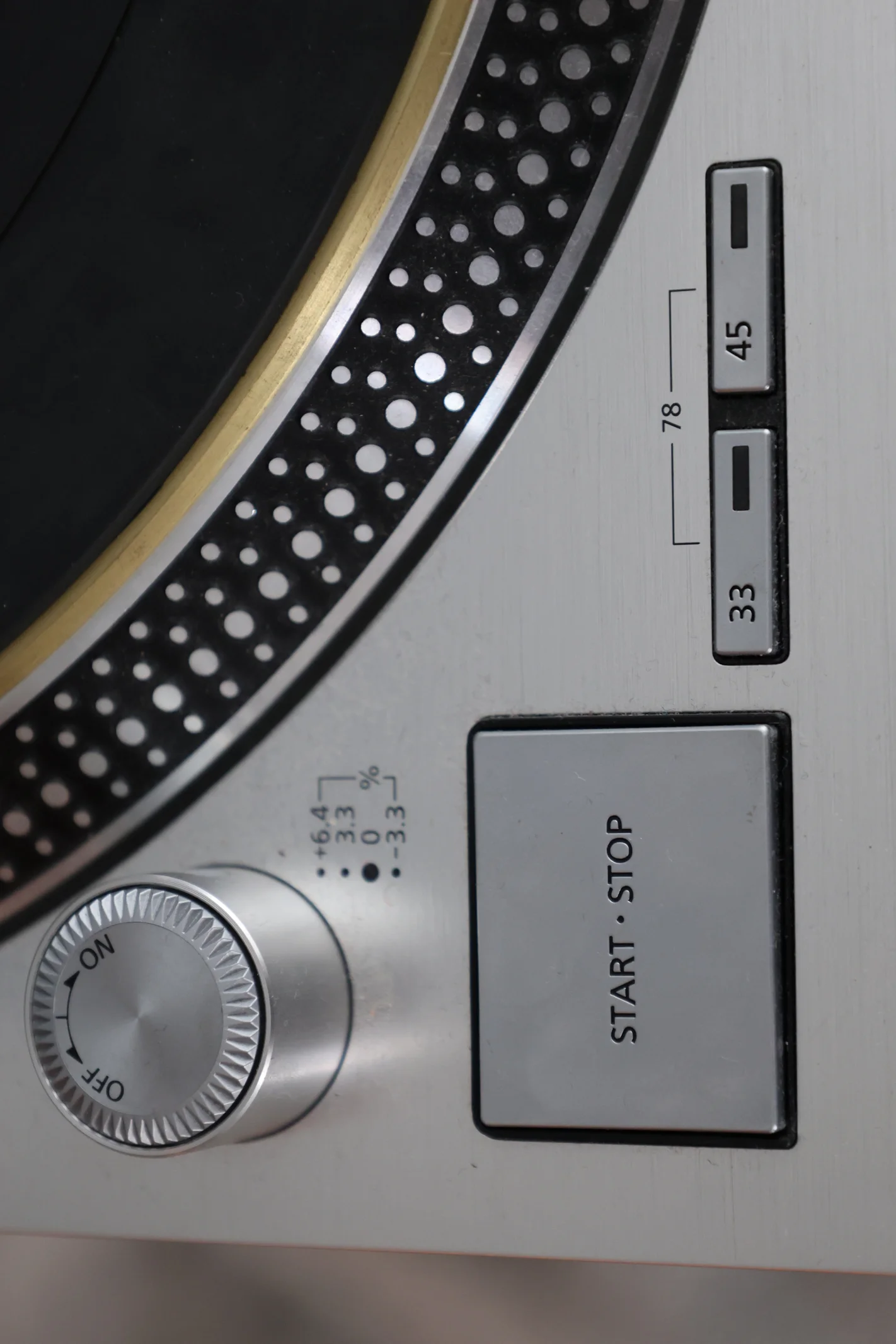 SL1200G med Ortofon 2M Black