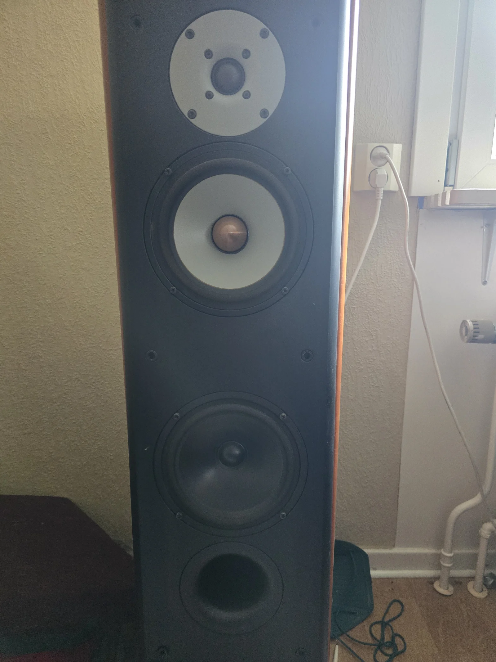Jamo D 870 (Concert 11) – Dansk hifi-legend