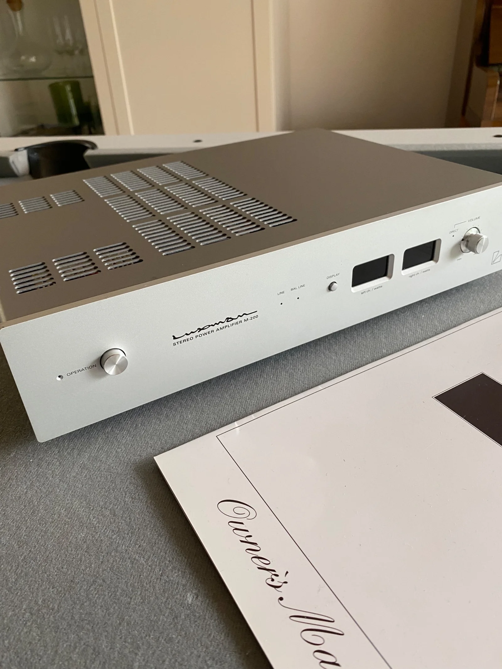 Luxman M-200 Luxman M-200 - Billede 1 af 11