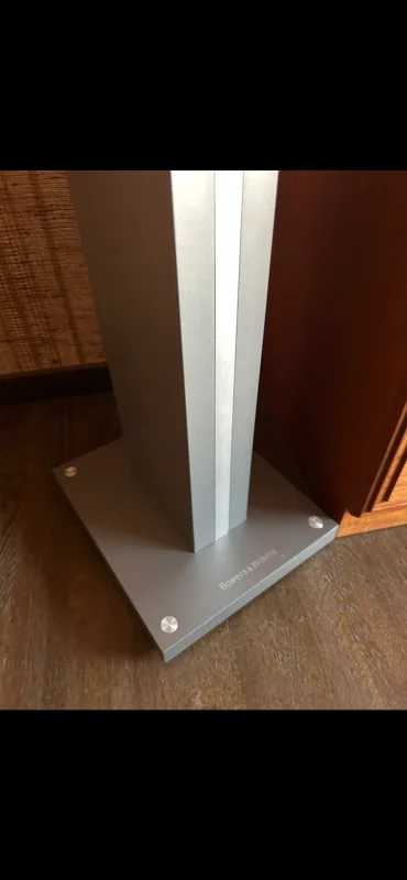 Bowers&Wilkins mycket fina högtalare med stativ. Bowers&Wilkins mycket fina högtalare med stativ. - Bild 3 av 7