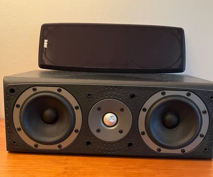 Denon 5:1-system med B&W och Gale h&ouml;gtalare