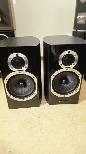 Wharfedale Diamond 10.1 Wharfedale Diamond 10.1 - Bild 1 av 3
