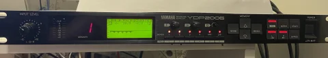 Yamaha YDP2006 (2 av 2) - DSP m. PEQ,Notch, Delay & 24d...
