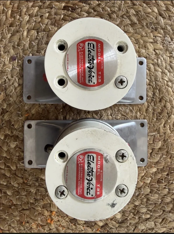 ELECTRO VOICE T35 Supertweeters 1par ELECTRO VOICE T35 Supertweeters 1par - Bild 2 av 3