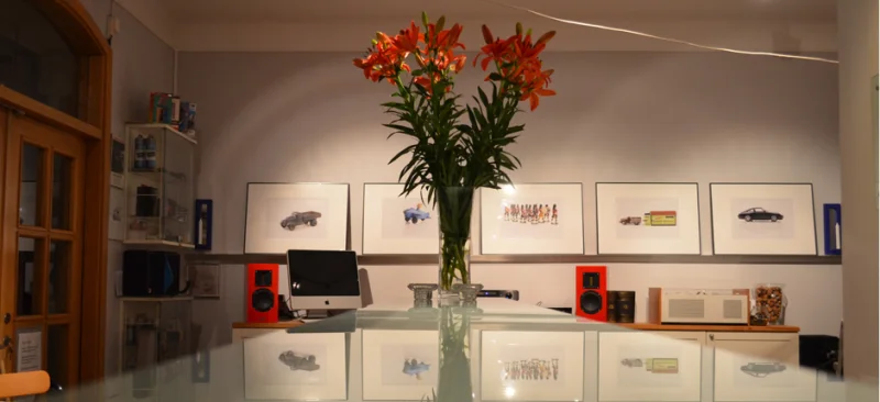 R&ouml;da stativ h&ouml;gtalare - Bild 3 av 3