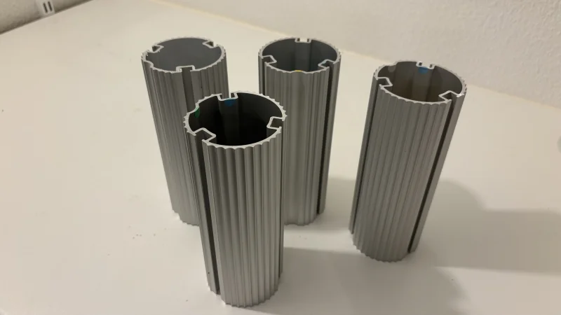 Solid tech ben - Bild 1 av 1