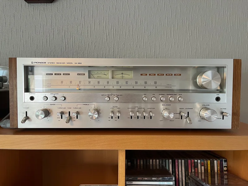 Anl&auml;ggning fr&aring;n Pioneer - skivspelare, receiver, h&ouml;gtalare - Bild 2 av 11