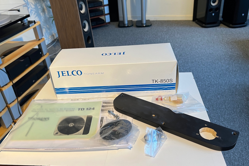 Thorens TD-124 & Jelco TK850S - Begagnad skivspelare - Bild 4 av 5
