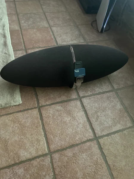 B&W Zeppelin - Bild 1 av 1