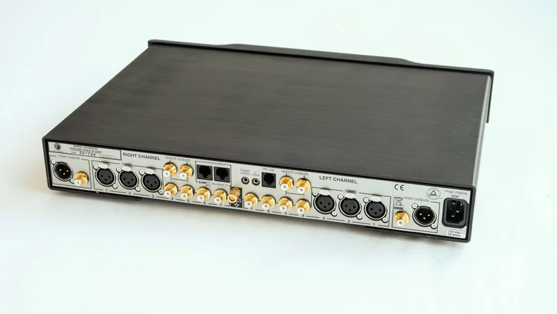 Mark Levinson 326s - Bild 2 av 3