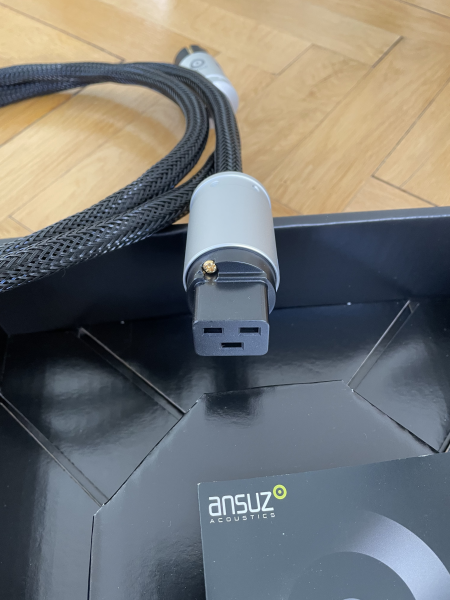 Ansuz Acoustics Mainz Power A2 EU 2,0 meter 20 AMP - Bild 2 av 3