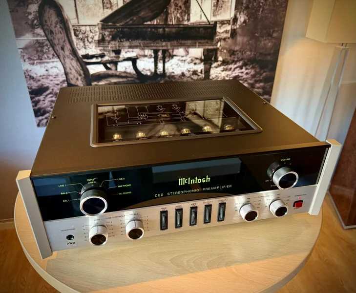 McIntosh C22 MK V - Pre-owned McIntosh C22 MK V - Pre-owned - Bild 2 av 4