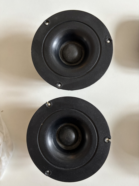Dynaudio D28 | PDF - Bild 1 av 4