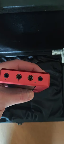 Hifiman HM1000 Red &ndash; R2R DAC & H&ouml;rlursf&ouml;rst&auml;rkare - Bild 2 av 4