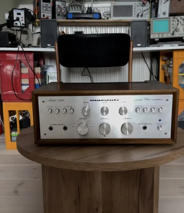 Marantz 1060 med tr&auml;kabinett, nyservad. - Bild 7 av 7