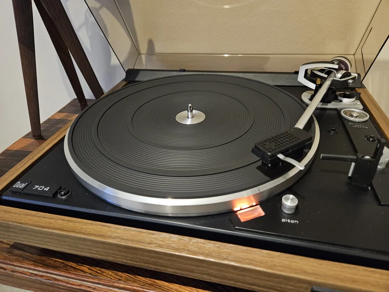Dual 704 Skivspelare - Bild 2 av 4
