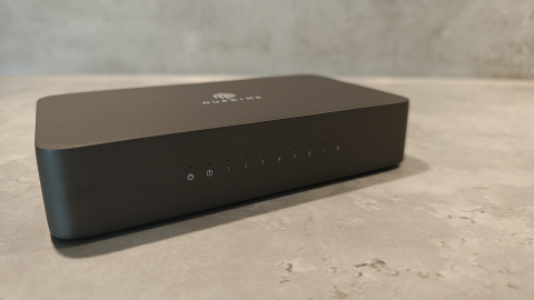 NuPrime Omnia SW-8 - Nätverksswitch