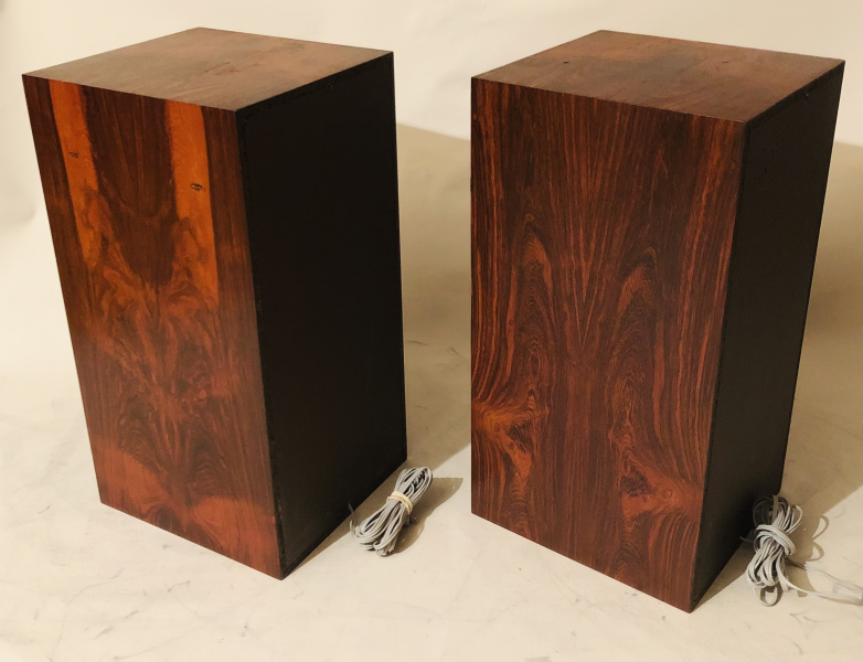 Danska nyrestaurerade högtalare i absolut toppskick  - Bild 3 av 9