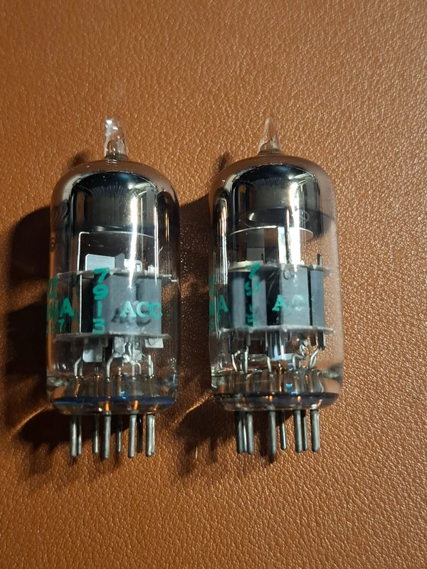 Sylvania JAN 6922 / E88CC NOS Matchat Par 1979 – USA Sylvania JAN 6922 / E88CC NOS Matchat Par 1979 – USA - Bild 6 av 8