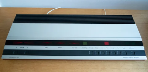 Bang & Olufsen Beomaster 1900