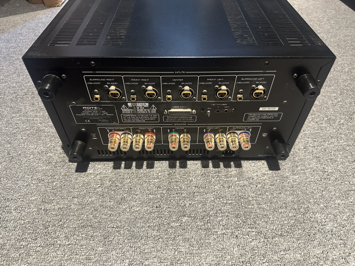 Rotel RMB-1095