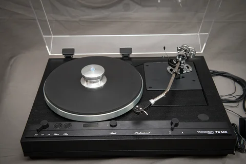Thorens TD520