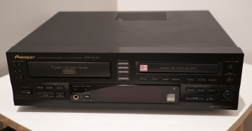 Pioneer PDR-W739 Compact Disc Recorder/Changer (1999)