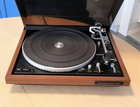 Dual 721