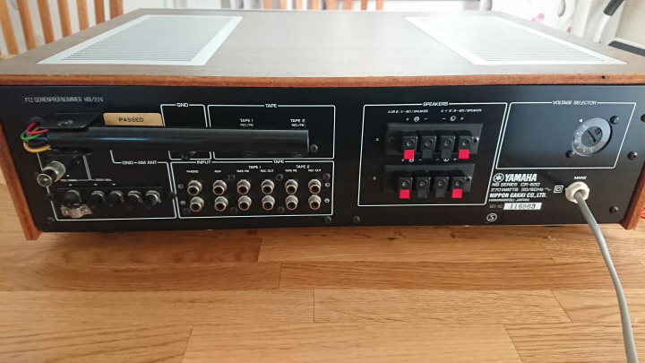 Yamaha CR-620 receiver