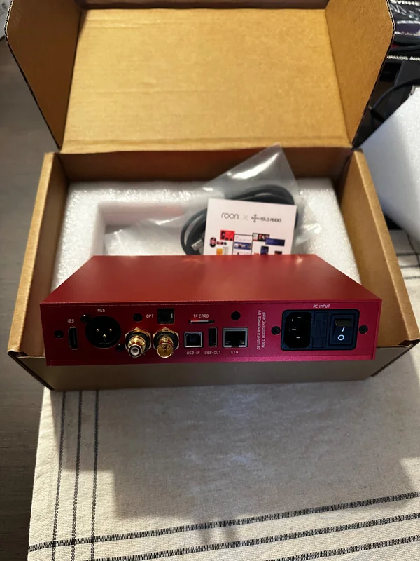 Holo audio Red streamer och ddc i absolut nyskick - Bild 4 av 4