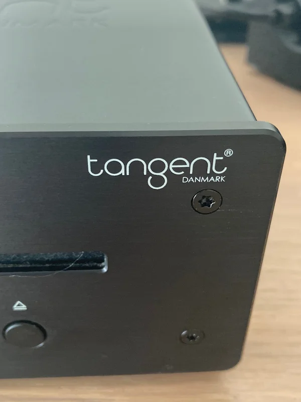 Tangent CD II Kompakt CD-Spelare Tangent CD II Kompakt CD-Spelare - Bild 3 av 5