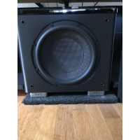 REL Subwoofer