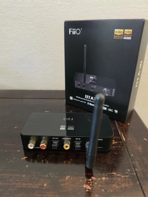 Fiio BTA30 DAC Bluetooth sändare/mottagare aptX-HD/LDAC mm Fiio BTA30 DAC Bluetooth sändare/mottagare aptX-HD/LDAC mm - Bild 2 av 3