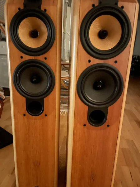 B&W CDM7 B&W CDM7 - Bild 1 av 4