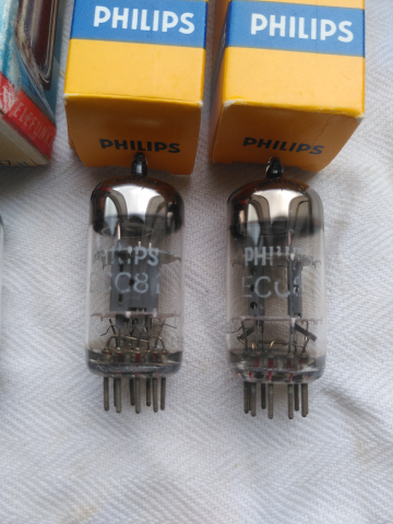 ECC81 (12AT7) -- Tre par: Siemens, Telefunken och Philips/Mullard