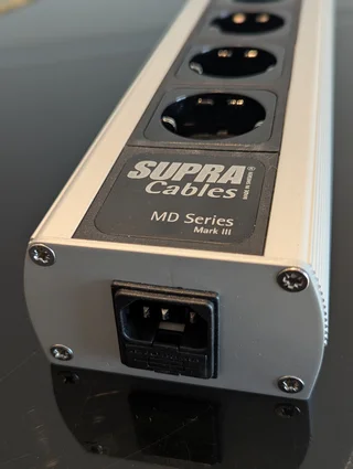 Supra LoRad MD06-EU grendosa / str&ouml;mf&ouml;rdelare &ndash; 6 Schuko