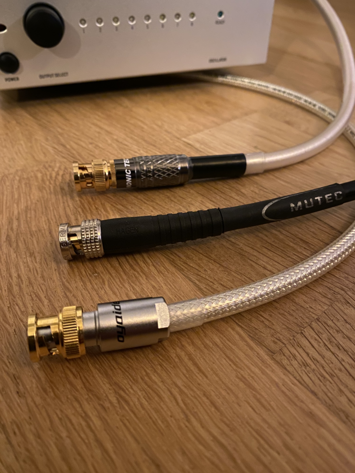 Mutec REF10 SE120 Clocka + kablar