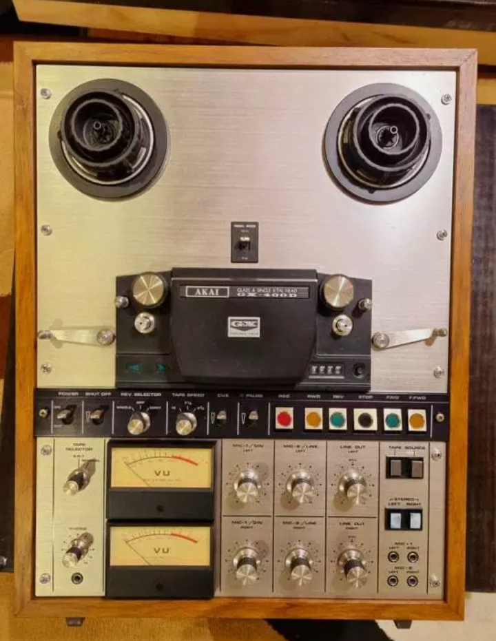 Akai GX-400