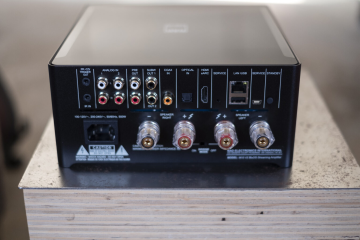 Nad M10v2
