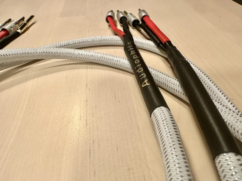 Supra Ply 3.4 - Snyggt terminerade h&ouml;gtalarkablar - Bild 6 av 6