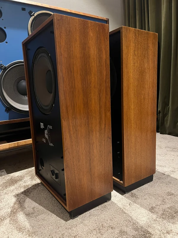 Tannoy HPD 315 Cheviot Tannoy HPD 315 Cheviot - Bild 4 av 10