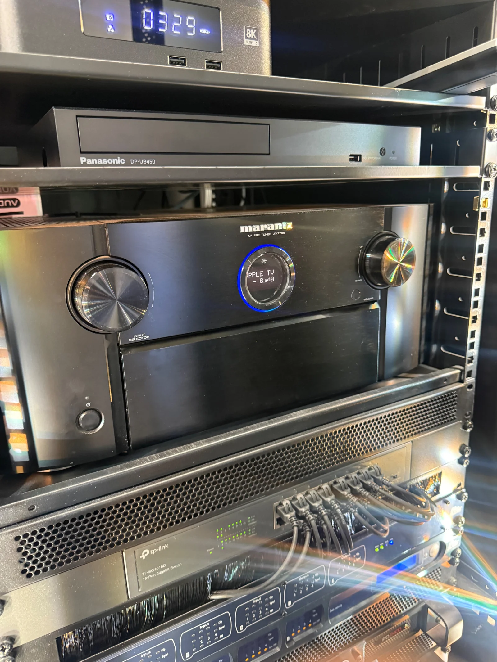 Marantz AV7705 Hembioförsteg