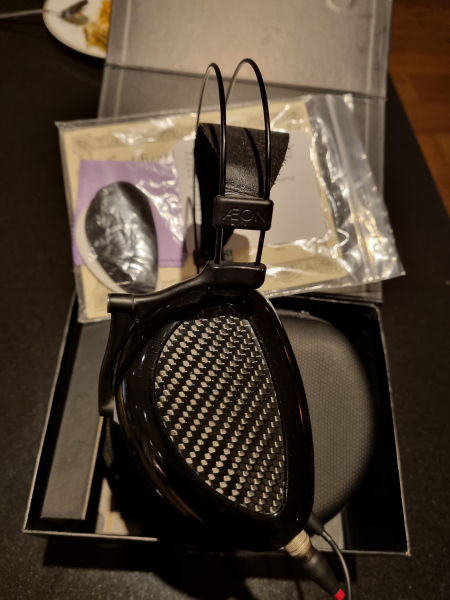 Dan Clark Aeon 2 Noire (Closed) Dan Clark Aeon 2 Noire (Closed) - Bild 3 av 5