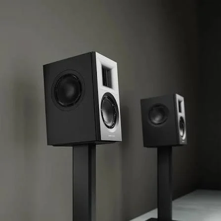 Radiant Acoustics Clarity 6.2 + Radiant Acoustics Clarity Stand + Lyngdorf BW-3 Gabriel