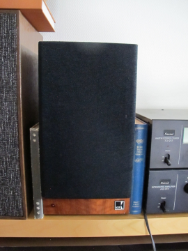 KEF Reference 101