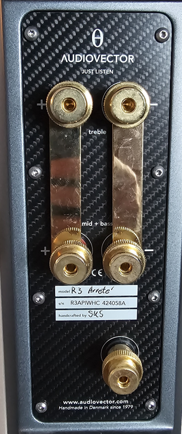 Audiovector R3 Arreté Vit pianolack