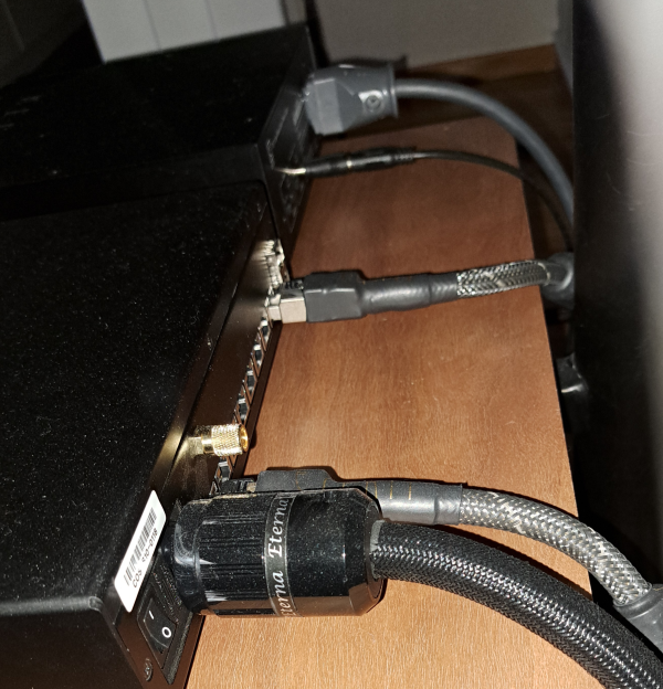 COS S10 SWITCH och ESPRIT ETERNA RJ45. - Bild 2 av 2