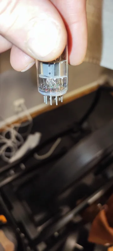 Mullard ecc84 NOS 3 st 2 st fr&aring;n 60 tale 1 st fr&aring;n 50 talet kod BOL - Bild 4 av 7