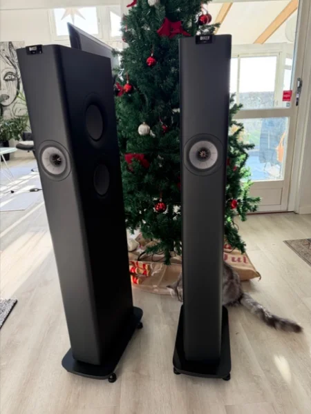 KEF LS60 svarta i nyskick med garanti  - Bild 2 av 2