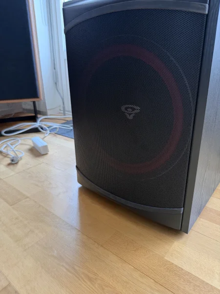 Cerwin Vega XLS Surround + NADT778 - Bild 2 av 3